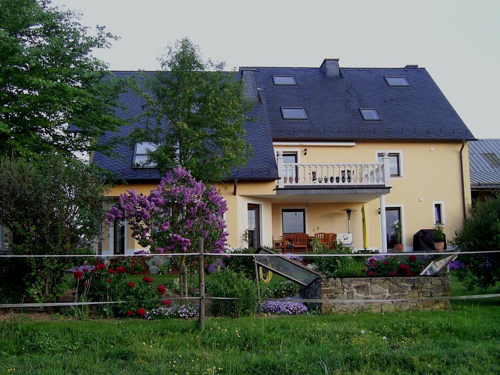 Haus Maria Apartment Olmscheid ภายนอก รูปภาพ