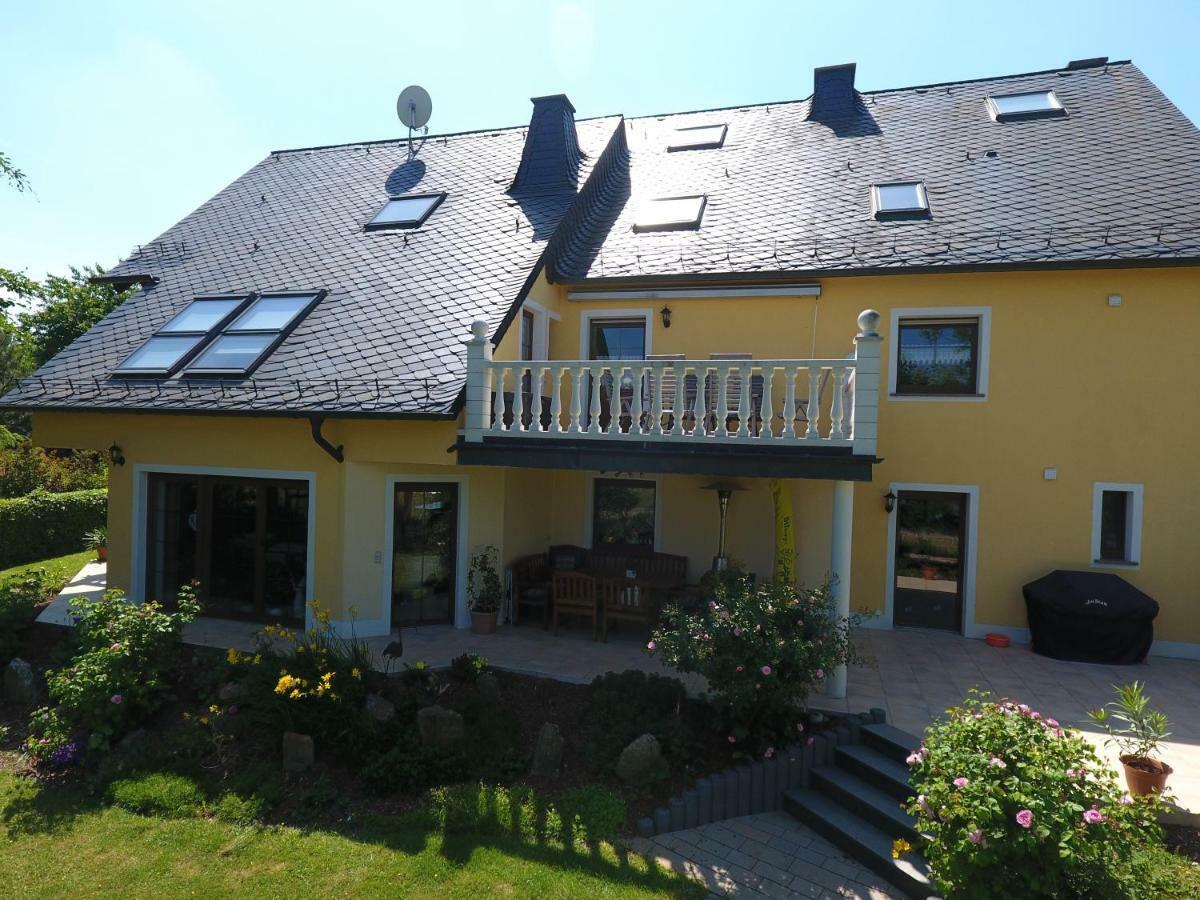 Haus Maria Apartment Olmscheid ภายนอก รูปภาพ